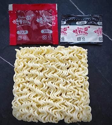 Молочные продукты и яйца: Корейская лапша быстрого приготовления SAMYANG Buldak 3x spicy — 2