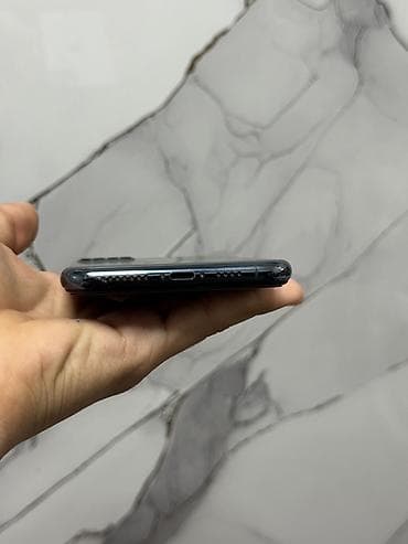 iphone 11 pro gold: IPhone 11 Pro Max, Б/у, 256 ГБ, Matte Midnight Green, Чехол, Зарядное устройство, Защитное стекло, 71 % — 3