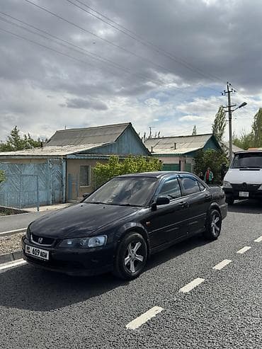 Honda Accord: 2002 г., 1.8 л, Автомат, Бензин, Седан