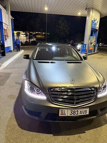 значки на мерс: Mercedes-Benz S-class AMG: 2008 г., 5.5 л, Автомат, Седан — 4