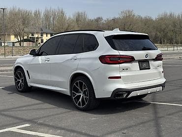 BMW X5: 2022 г., 3 л, Автомат, Бензин, Кроссовер — 6