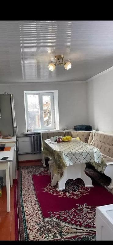 Дома: 68 м², 4 комнаты, Забор, огорожен — 2