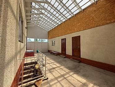 вагон токмок: Ак-Суу (📍Теплоключенка)! Улица - Октябрьская 82 🏡 Площадь дома — 8