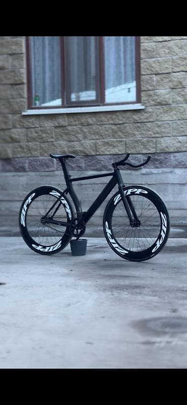 шосей: Трековый/фикс велосипед с агрессивной аэрогеометрией и глубокими — 3