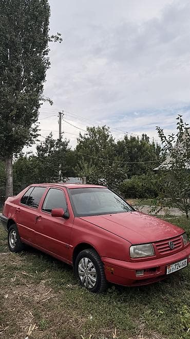 Унаа: Volkswagen Vento: 1997 г., 2 л, Бензин, Седан — 4