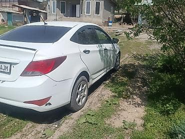 r13 17570: Hyundai Solaris: 2016 г., 1.4 л, Ручные, Бензин, Седан — 1