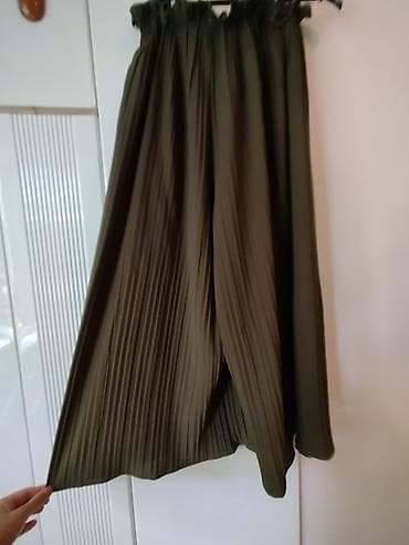 джинсы даром: Джинсы, S, M — 2