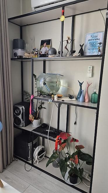 стол аренда: Тумба и подставка для телевизора, Б/у, Подвесная, ЛДСП, Самовывоз, Платная доставка, цвет - Белый — 4