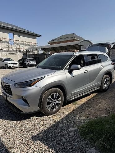 Toyota Highlander: 2020 г., 2.5 л, Автомат, Гибрид, Кроссовер — 2