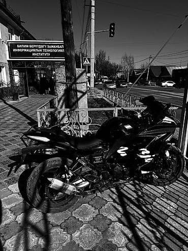 2jz ge: Спортивный мотоцикл Kawasaki (чёрный цвет) - Класс: спортбайк с — 3