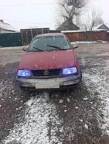 mazda demio 2002: Volkswagen Vento: 1992 г., 1.8 л, Механика, Бензин, Седан — 5