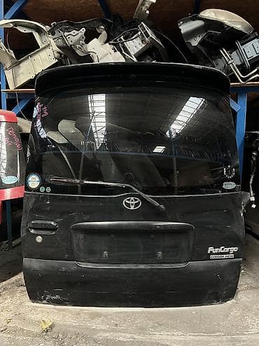 тоета функарго: Крышка багажника Toyota, 2003 г., Б/у, Оригинал — 2