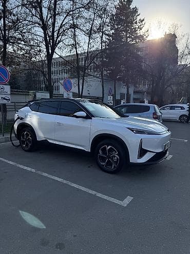 dongfeng: Dongfeng : 2025 г., 1.5 л, Электромобиль, Кроссовер — 5