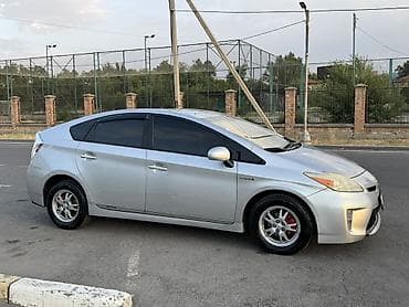 обмен на солярис: Toyota Prius: 2012 г., 1.8 л, Автомат, Гибрид, Хэтчбэк — 2