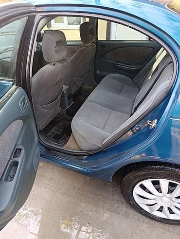 k7 2017: Toyota Avensis: 1998 г., 2 л, Механика, Бензин, Седан — 7