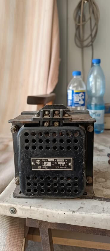 водяной насос 12 вольт: Трансформатор напряжения, Сухие, Напряжение: 220 вольт, Б/у — 1