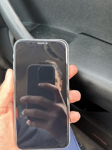 realmi 6i: IPhone 11, Б/у, 64 ГБ, Белый, 76 % — 2