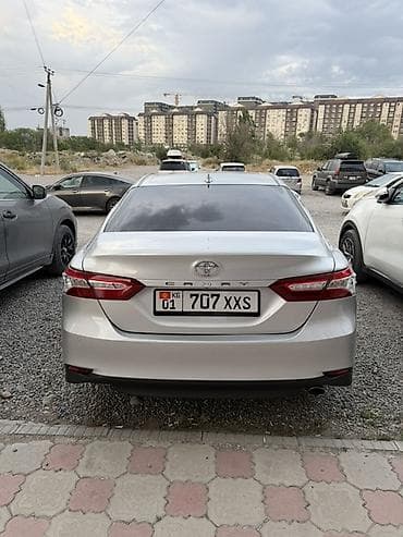 Toyota Camry: 2019 г., 2.5 л, Автомат, Бензин, Седан — 5