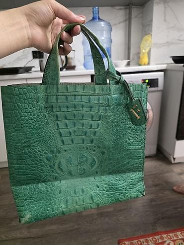 изумруд: FURLA оригинал зеленая сумка-тоут из натуральной кожи - Формат — 1