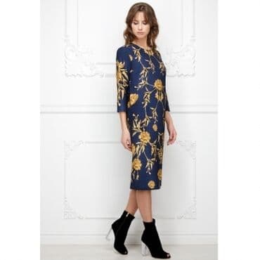 праздничные платья больших размеров: ПЛАТЬЕ ИЗ ФАКТУРНОГО ЖАККАРДА С ОРНАМЕНТОМ "АМПИР", ЦВЕТ ТЕМНО-СИНИЙ — 2