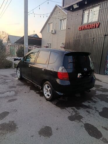 стопы фит: Honda Fit: 2003 г., 1.3 л, Вариатор, Бензин, Хетчбек — 6