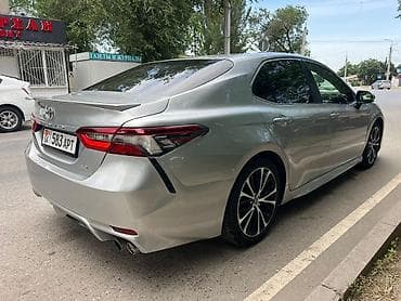 corolla 2004: Toyota Camry: 2018 г., 2.5 л, Автомат, Бензин, Седан — 2