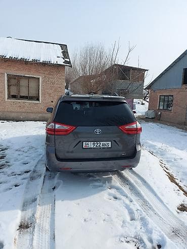 мото каракол: Toyota Sienna: 2018 г., Автомат, Бензин, Вэн/Минивэн — 6