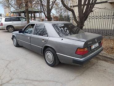 daf 480: Mercedes-Benz W124: 1990 г., 2.3 л, Автомат, Бензин, Седан — 3