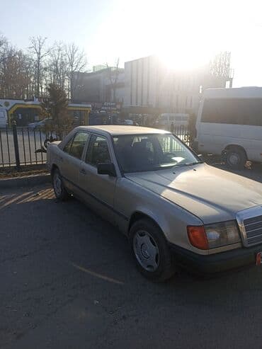 аудио а4: Mercedes-Benz W124: 1989 г., 2.3 л, Механика, Дизель, Седан — 2