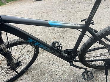 поло зипка: Горный велосипед, Trinx, Рама M (156 - 178 см), Алюминий, Б/у — 2