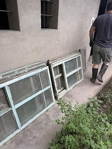 Деревянные оконные рамы со стеклом, винтажный стиль - Материал — 5