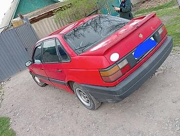 lexus 400h: Volkswagen Passat: 1991 г., 1.8 л, Ручные, Газ, Седан — 5