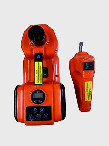 Электрический домкрат 12В с гайковёртом в кейсе — универсальный набор