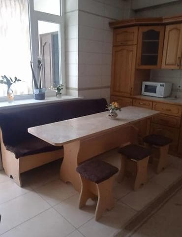 Кухонные принадлежности: Кухонный стол и стул, Б/у, Самовывоз, цвет - Коричневый — 1