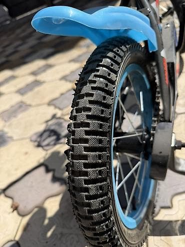 клиторальный велосипед: Детский велосипед, 2-колесный, 4 - 6 лет, Для мальчика, Новый — 2