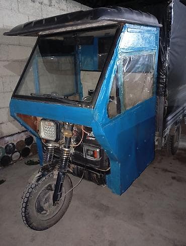 водные скутеры: Toyota 4Runner: 2023 г., 0.1 л, Робот, Электромобиль, Внедорожник — 1