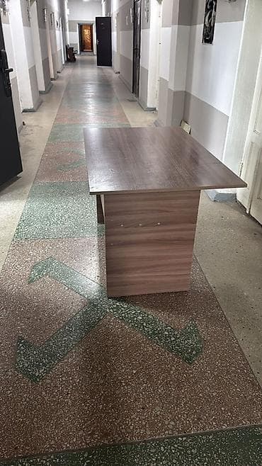 Офисные столы: Офисный стол, Нерегулируемый, цвет - Коричневый, Прямоугольный, ЛДСП — 3