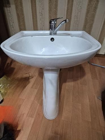 Раковина для ванной, Особенности: Глянцевое, Овальная форма, Материал: Керамика