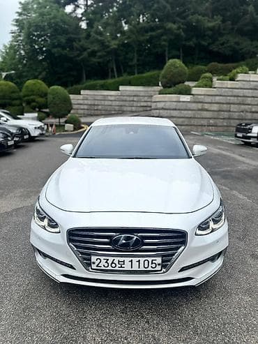 geely galaxy e5: Hyundai Grandeur: 2019 г., 2.4 л, Автомат, Бензин, Седан — 2