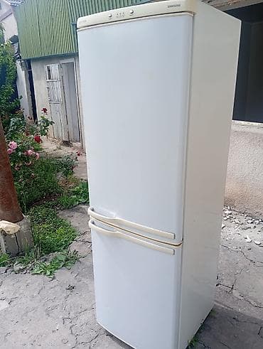 mini refrigerator: Холодильник Samsung, Двухкамерный — 2