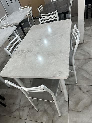 small table: Кухонный стол и стул, цвет - Серый — 1