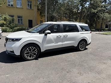 Kia Carnival: 2021 г., Минивэн — 3