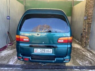 дом на колесах купить бу: Mitsubishi Space Gear: 1996 г., 2.4 л, Механика, Бензин, Вэн/Минивэн — 4