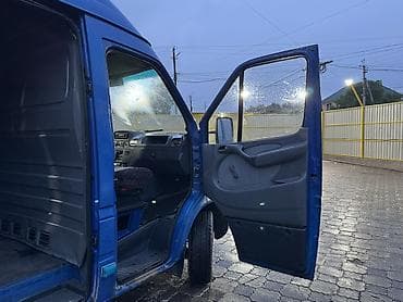 джели авто: Mercedes-Benz Спринтер: 2002 г., 2.7 л, Механика, Дизель, Фургон — 10