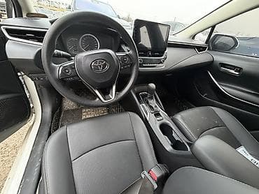 scion машина: Toyota Corolla: 2019 г., 1.8 л, Вариатор, Гибрид, Седан — 8