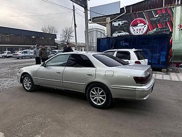 audi a8: Седан бизнес‑класса, правый руль. Серебристый цвет кузова. Кузов – 4 — 6