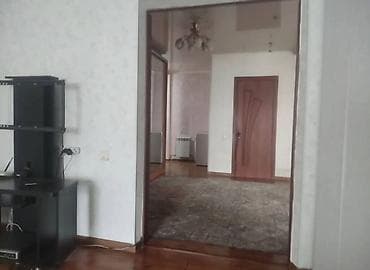 Недвижимость: 3 комнаты, 80 м², Элитка, 2 этаж, Старый ремонт — 4