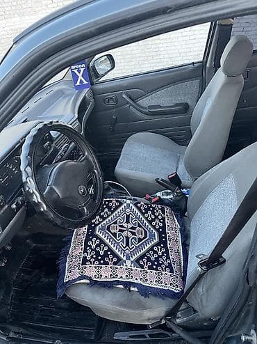 Daewoo Nexia: 2004 г., Бензин — 7