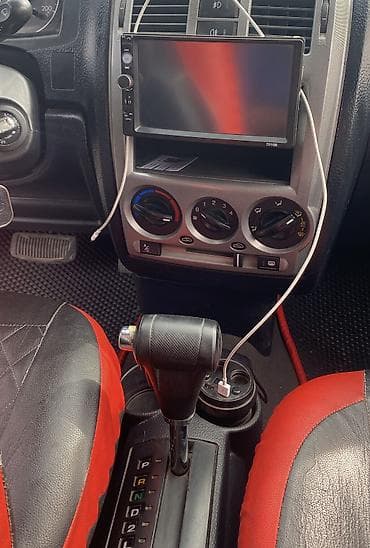 mini cuper: Hyundai Getz: 2004 г., 1.4 л, Автомат, Бензин, Хэтчбэк — 2