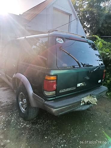 lexus 470 2004: Ford Explorer: 1995 г., 4 л, Механика, Бензин, Внедорожник — 5